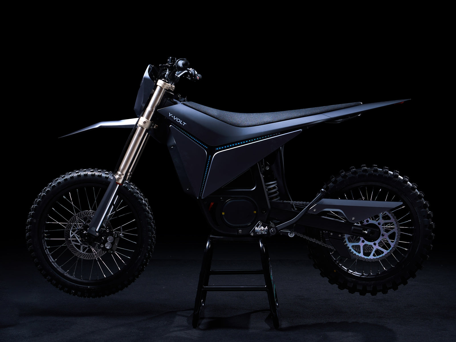 White Enduro